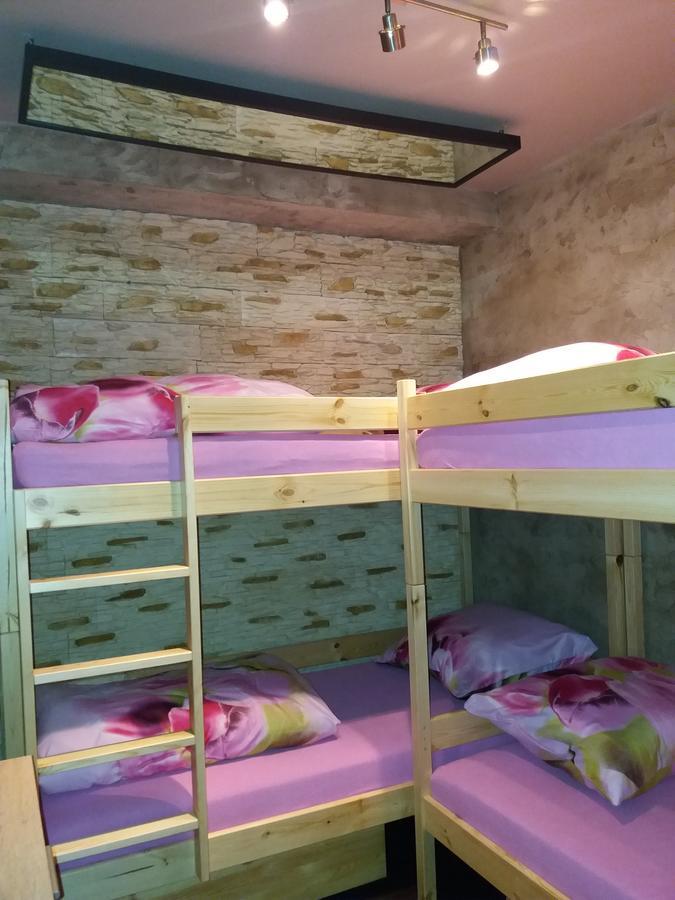 Lawendowy Hostel Краків Екстер'єр фото