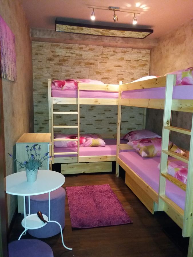 Lawendowy Hostel Краків Екстер'єр фото