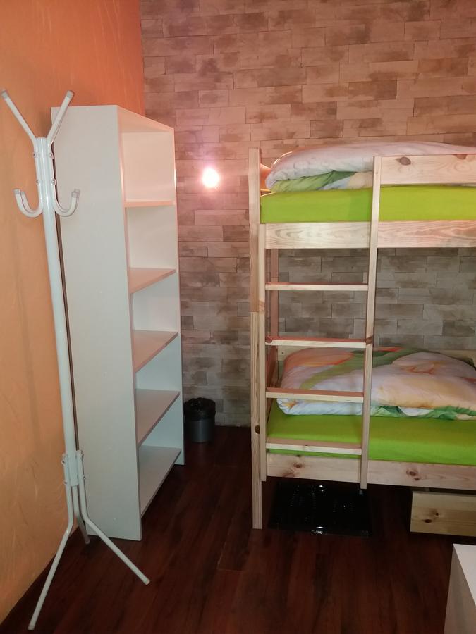 Lawendowy Hostel Краків Екстер'єр фото